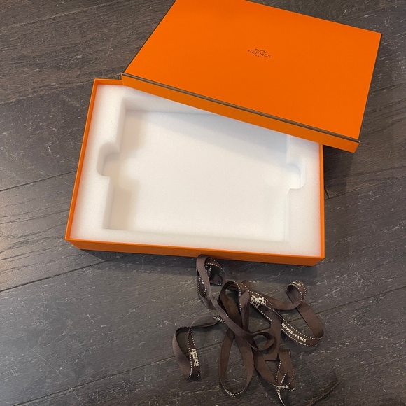 Hermes empty plate tray empty box with ribbon  storage decoration - Picture 1 of 9